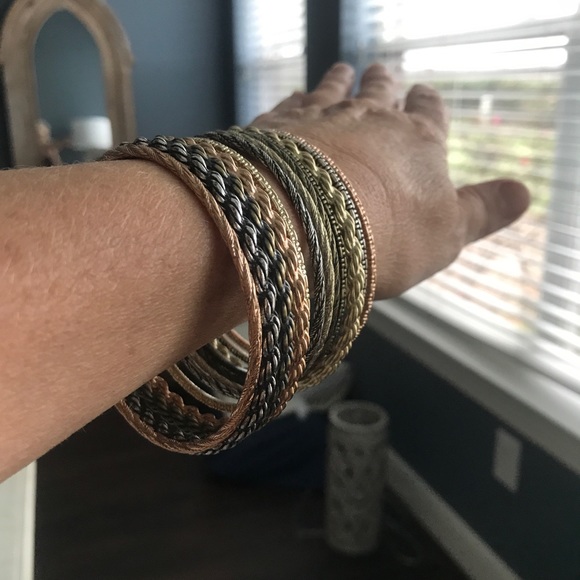 Kendra Scott bangle bracelet set - Picture 5 of 8